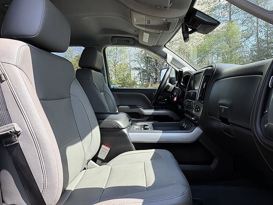 Used 2019 Chevrolet Silverado 2500 LTZ w/ Duramax Plus Package image 12