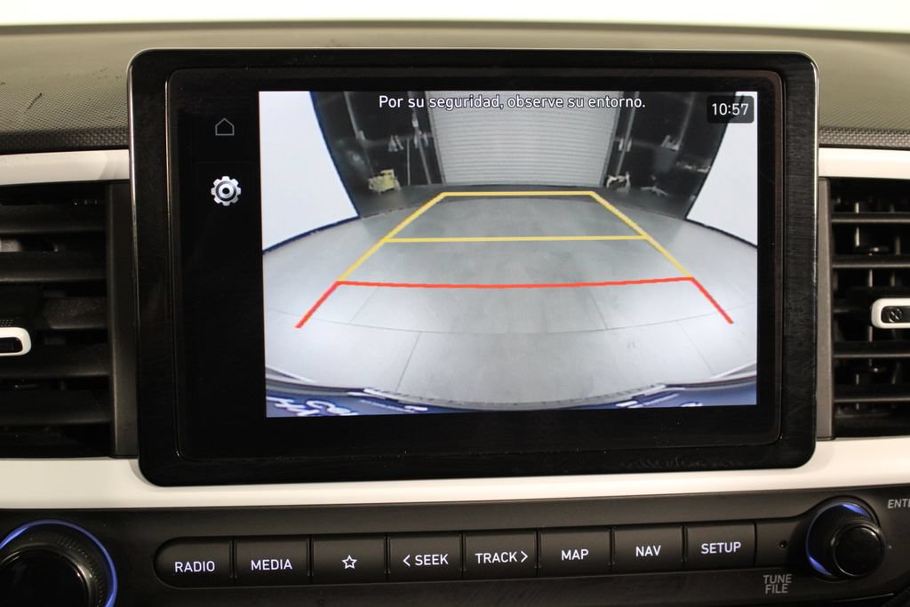 Certified 2024 Hyundai Venue Limited FWD image 30