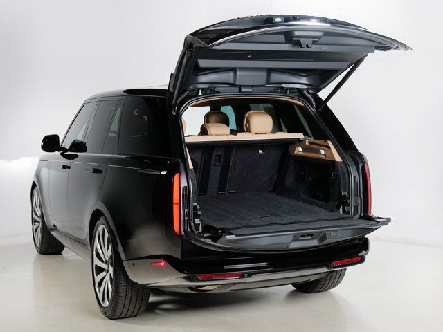 Used 2026 Land Rover Range Rover SE AWD/4WD image 31