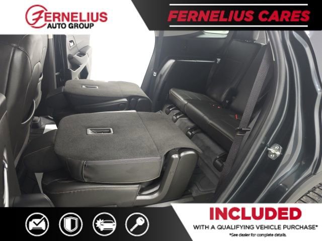 Used 2021 Chevrolet Traverse RS w/ LPO, Floor Liner Package AWD/4WD image 23