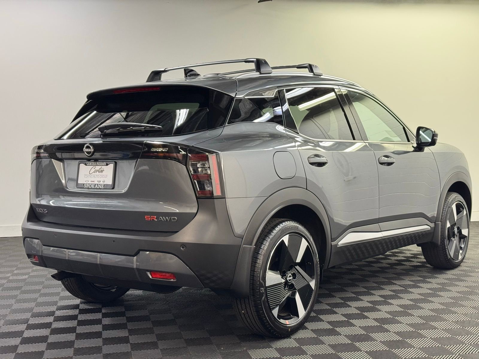 New 2026 Nissan Kicks SR w/ Cold Weather Package image 2