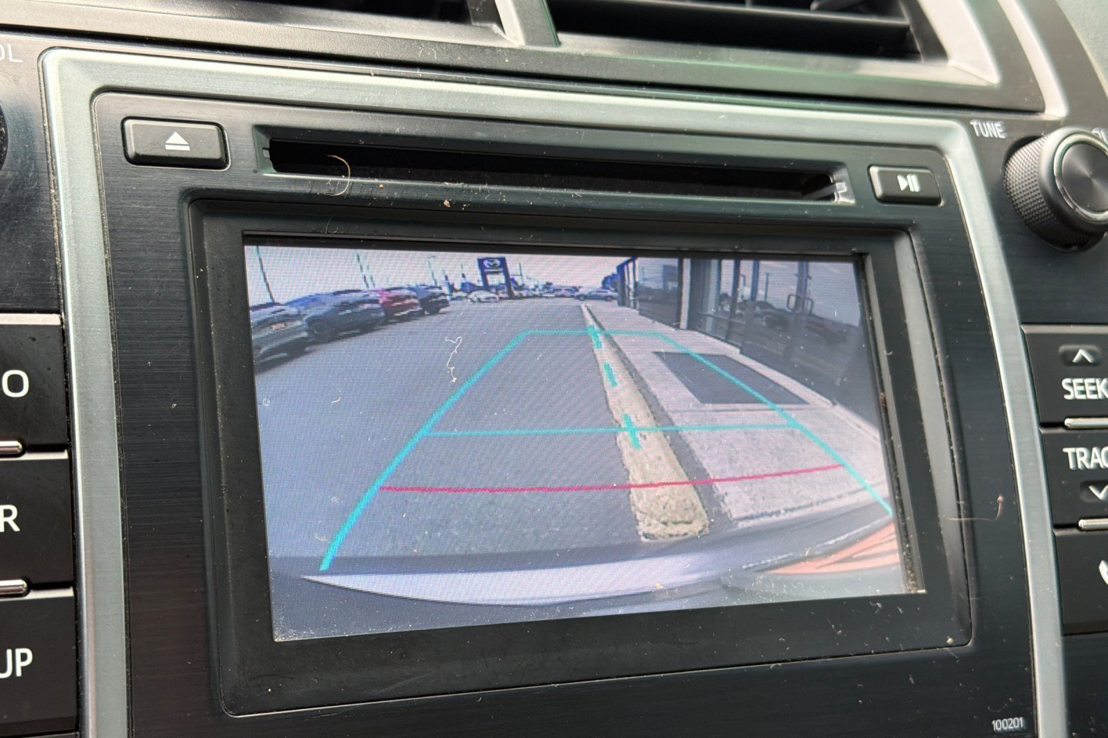 Used 2014 Toyota Camry LE FWD image 19