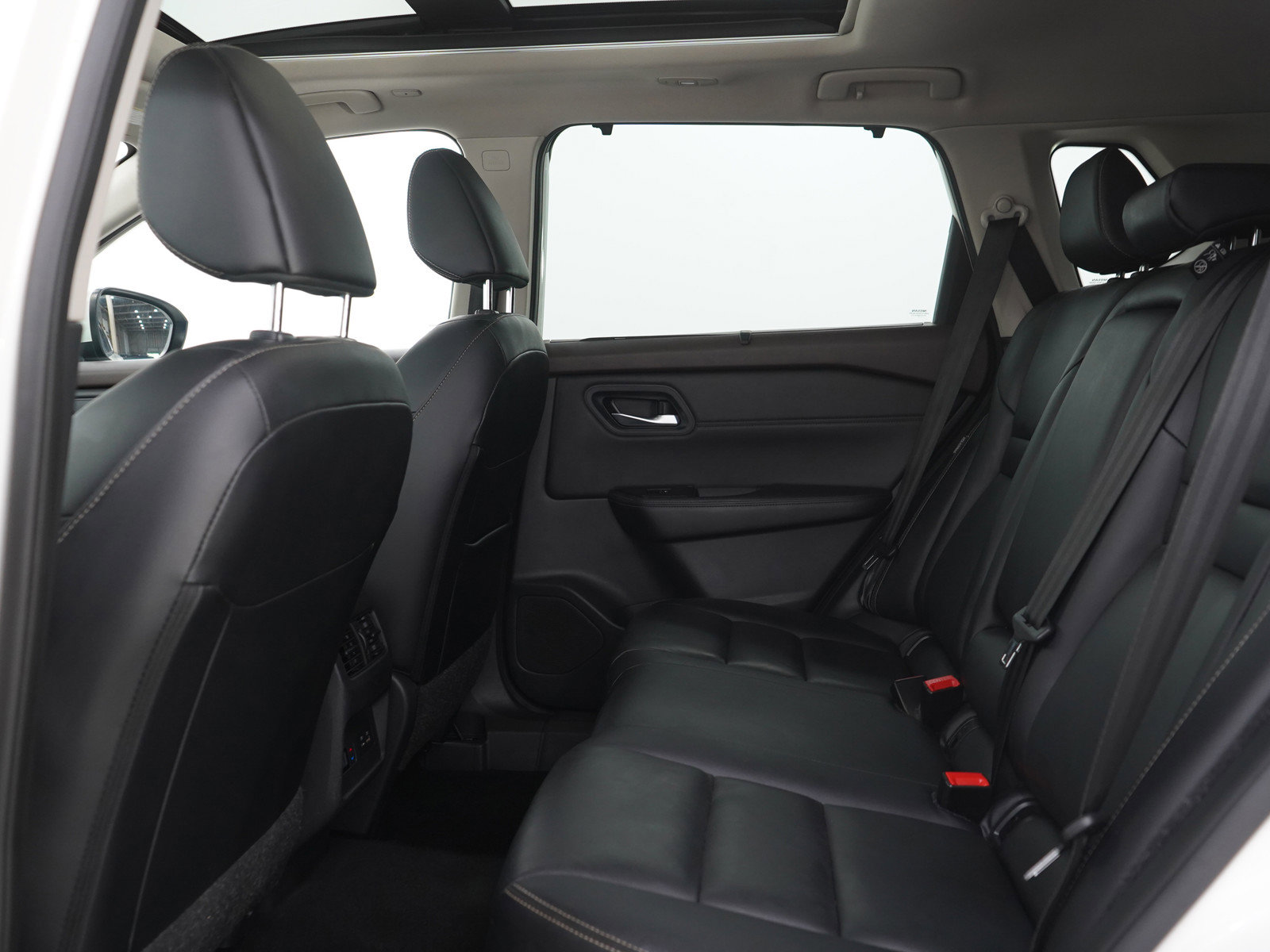Used 2023 Nissan Rogue SL w/ SL Premium Package AWD/4WD image 20