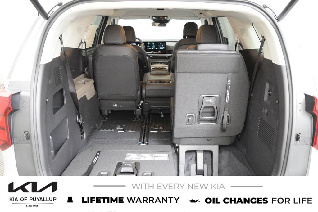 New 2026 Kia Carnival EX FWD image 19