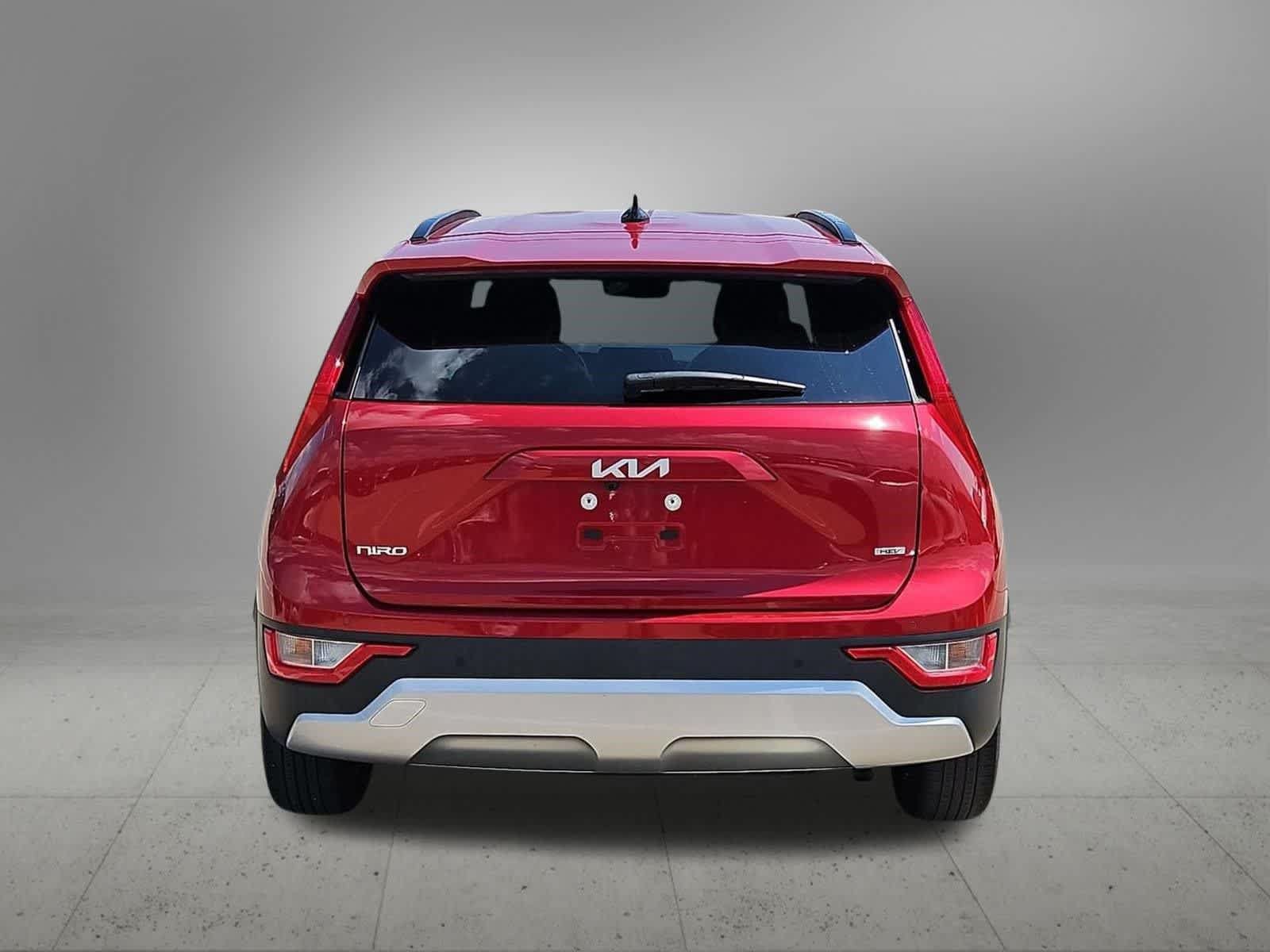 Certified 2023 Kia Niro EX FWD image 4