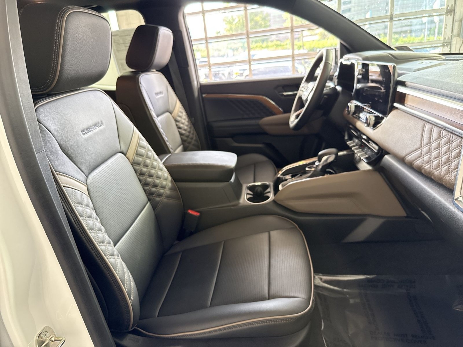 Used 2023 GMC Canyon Denali AWD/4WD image 28