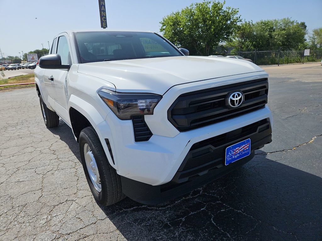 Used 2025 Toyota Tacoma SR RWD image 2