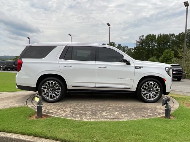 Used 2023 GMC Yukon Denali Ultimate AWD/4WD image 8