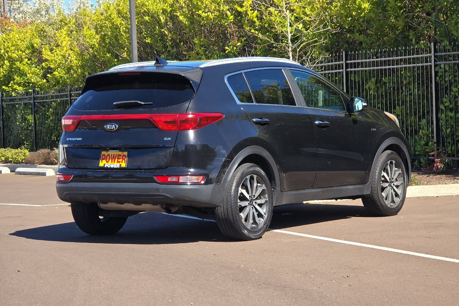 Used 2017 Kia Sportage EX w/ EX Premium Package image 4