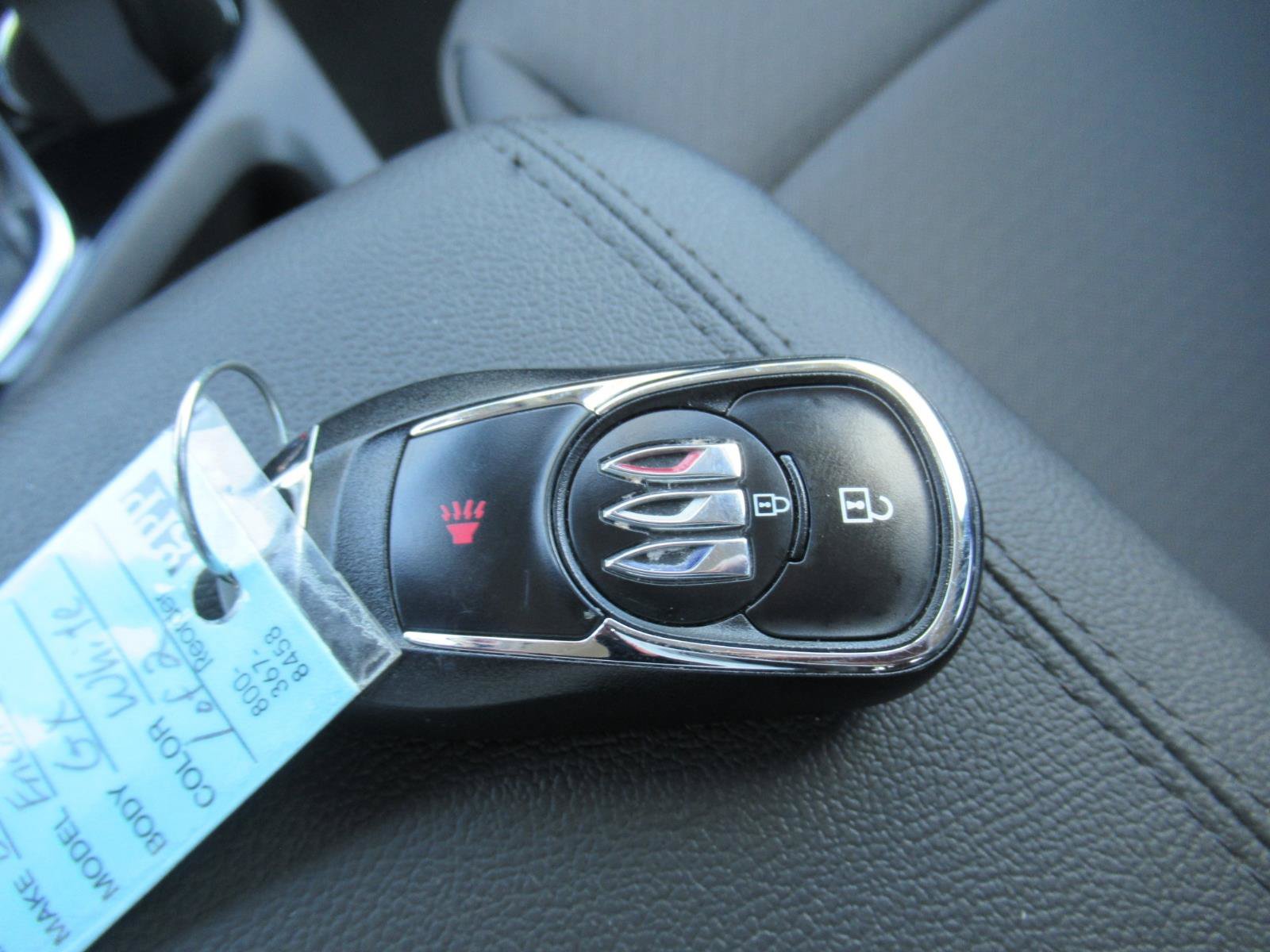 Used 2024 Buick Encore GX Preferred FWD image 30