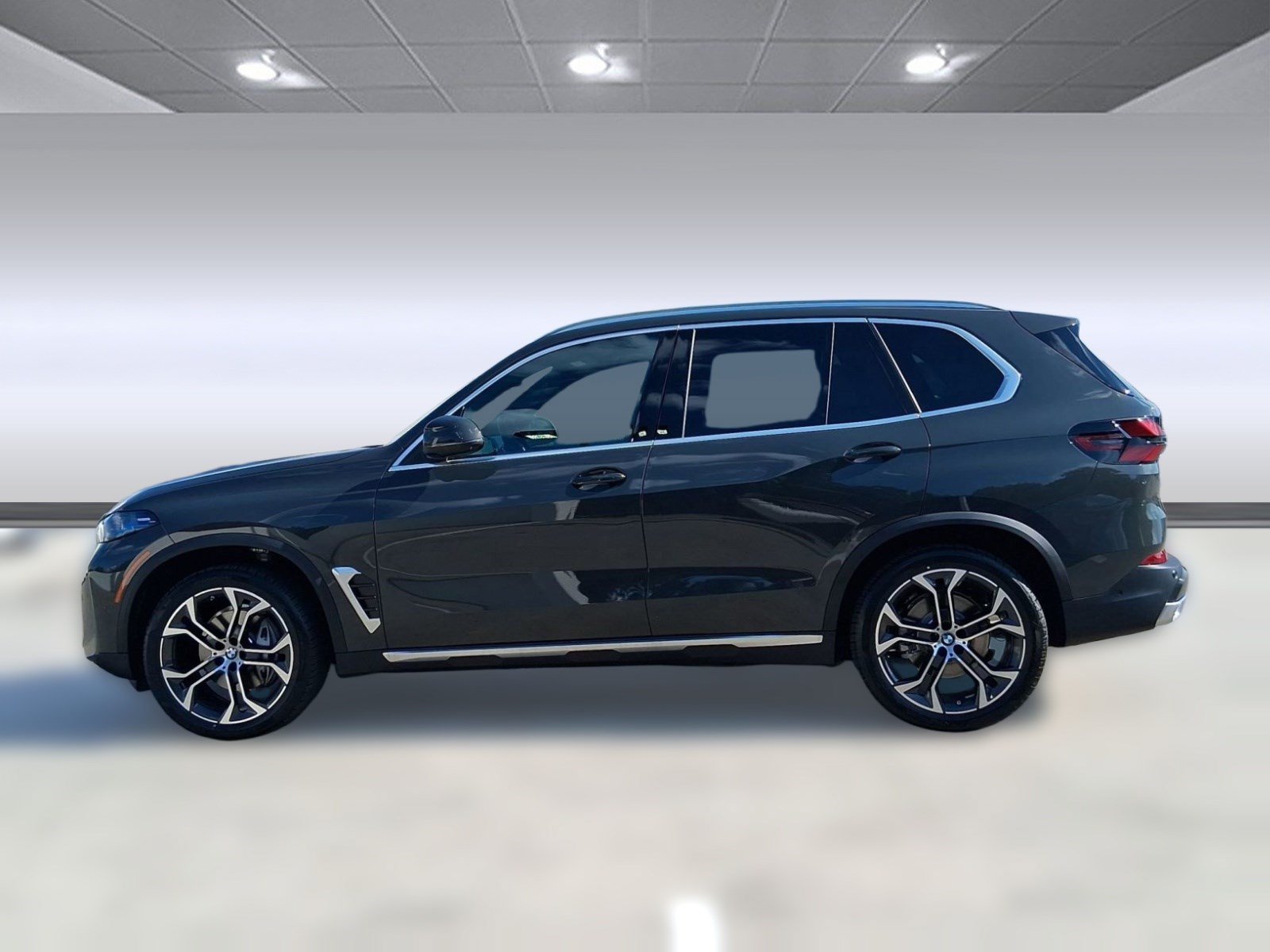 Used 2026 BMW X5 sDrive40i w/ Climate Comfort Package RWD image 2