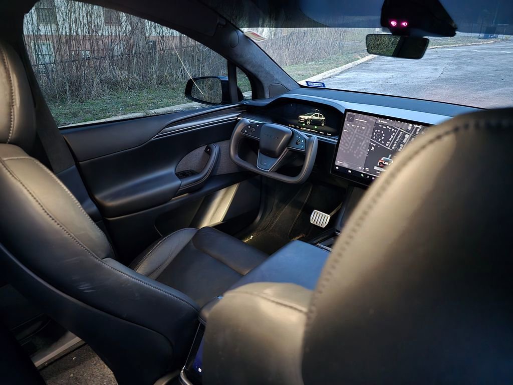 Used 2022 Tesla Model X Plaid image 51