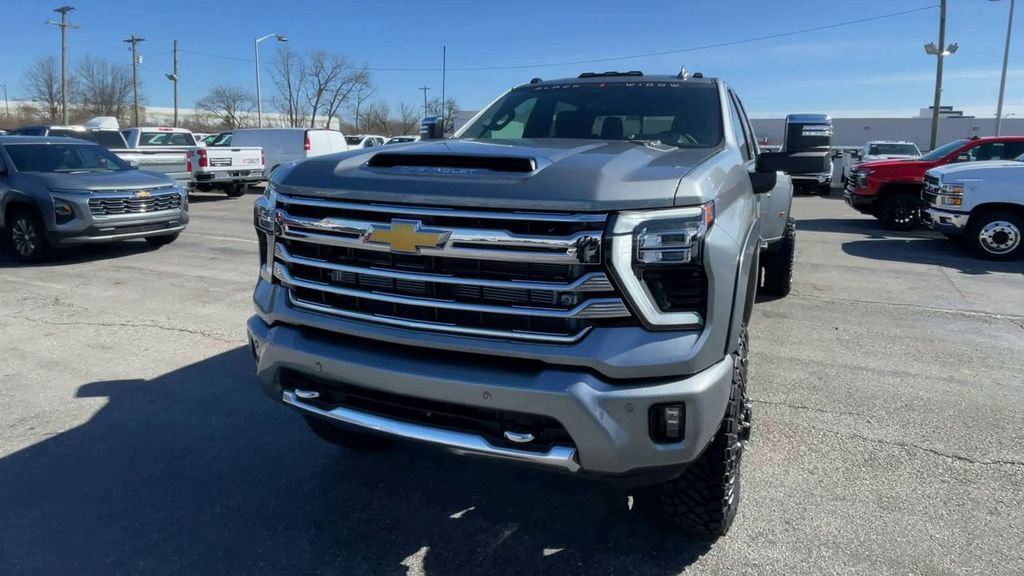 New 2026 Chevrolet Silverado 3500 High Country w/ High Country Premium Package image 5