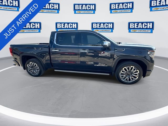 Used 2025 GMC Sierra 1500 Denali Ultimate image 9