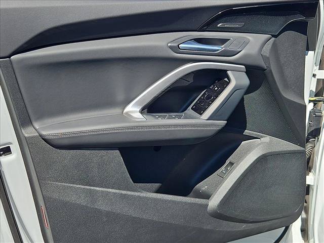 Certified 2025 Audi Q5 Premium AWD/4WD image 10