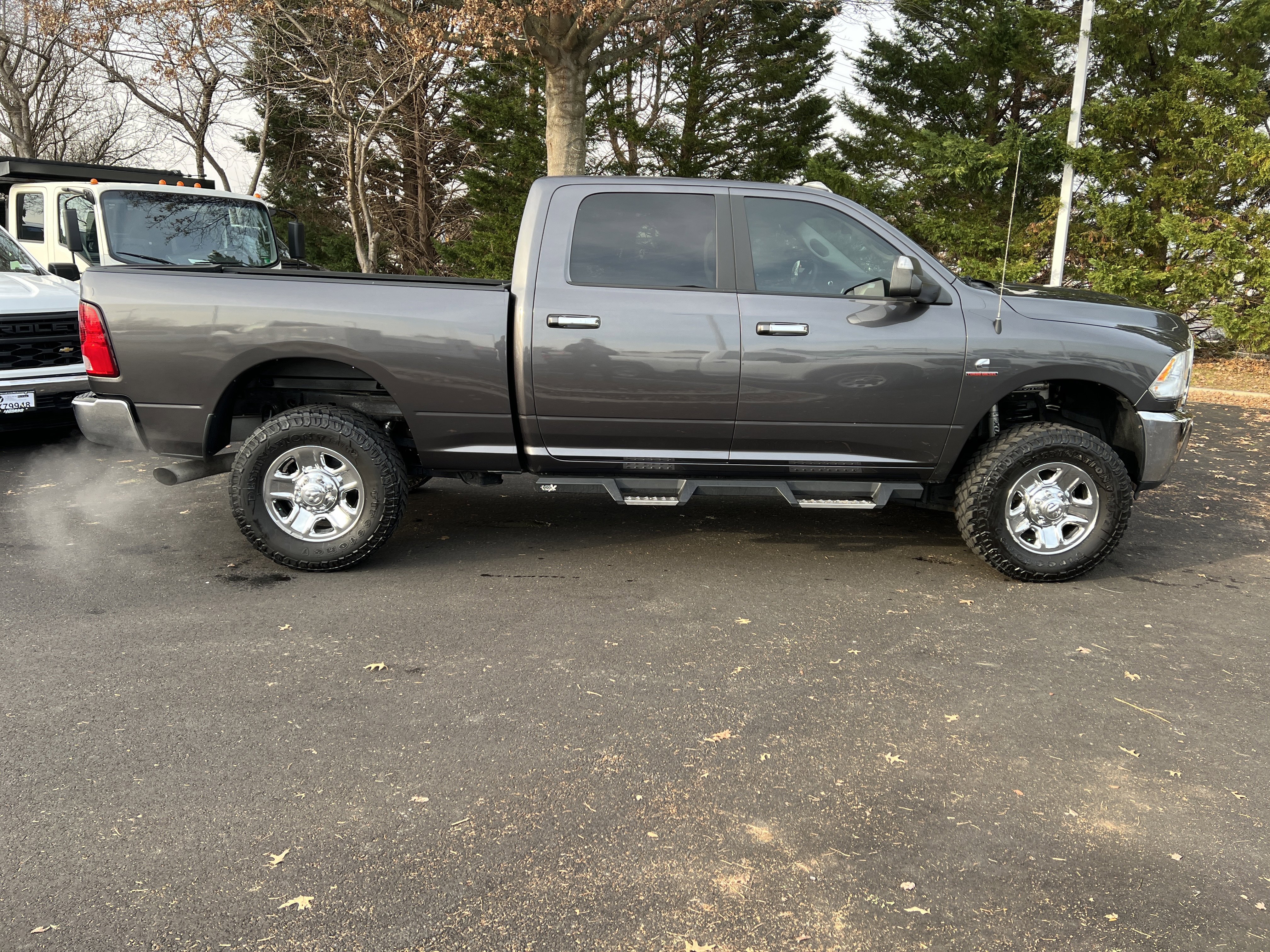 Used 2018 RAM 2500 SLT image 11