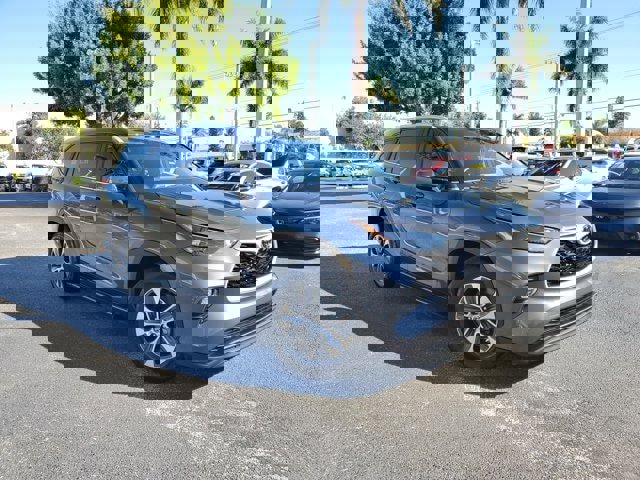 Used 2023 Toyota Highlander L image 30