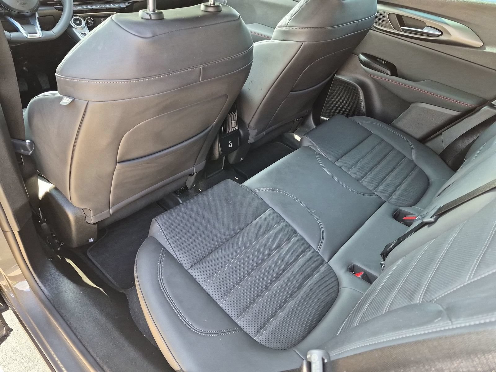 Used 2024 Dodge Hornet GT AWD/4WD image 33
