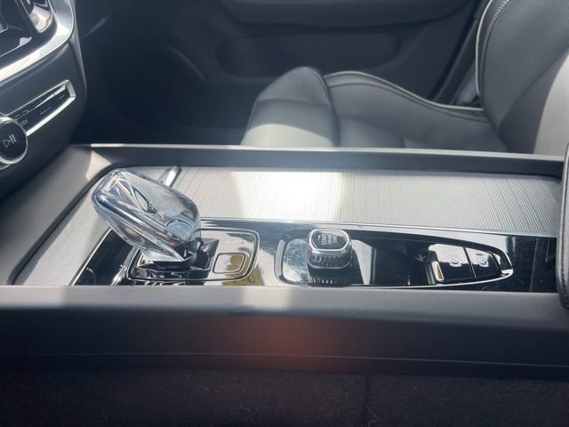 Certified 2024 Volvo S60 B5 Plus w/ Climate Package FWD image 37