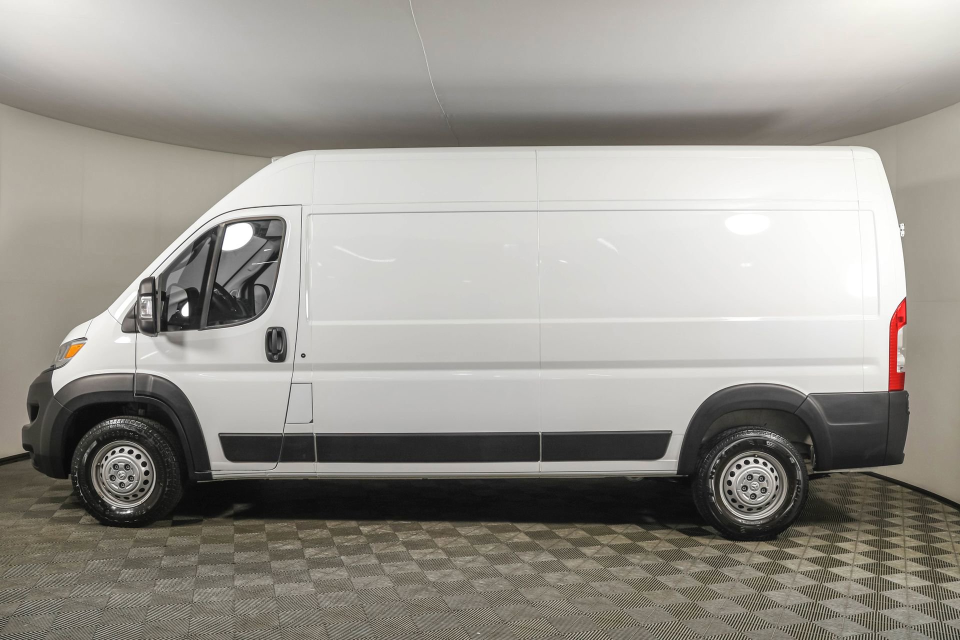 Used 2025 RAM ProMaster 3500 w/ Convenience Group FWD image 20