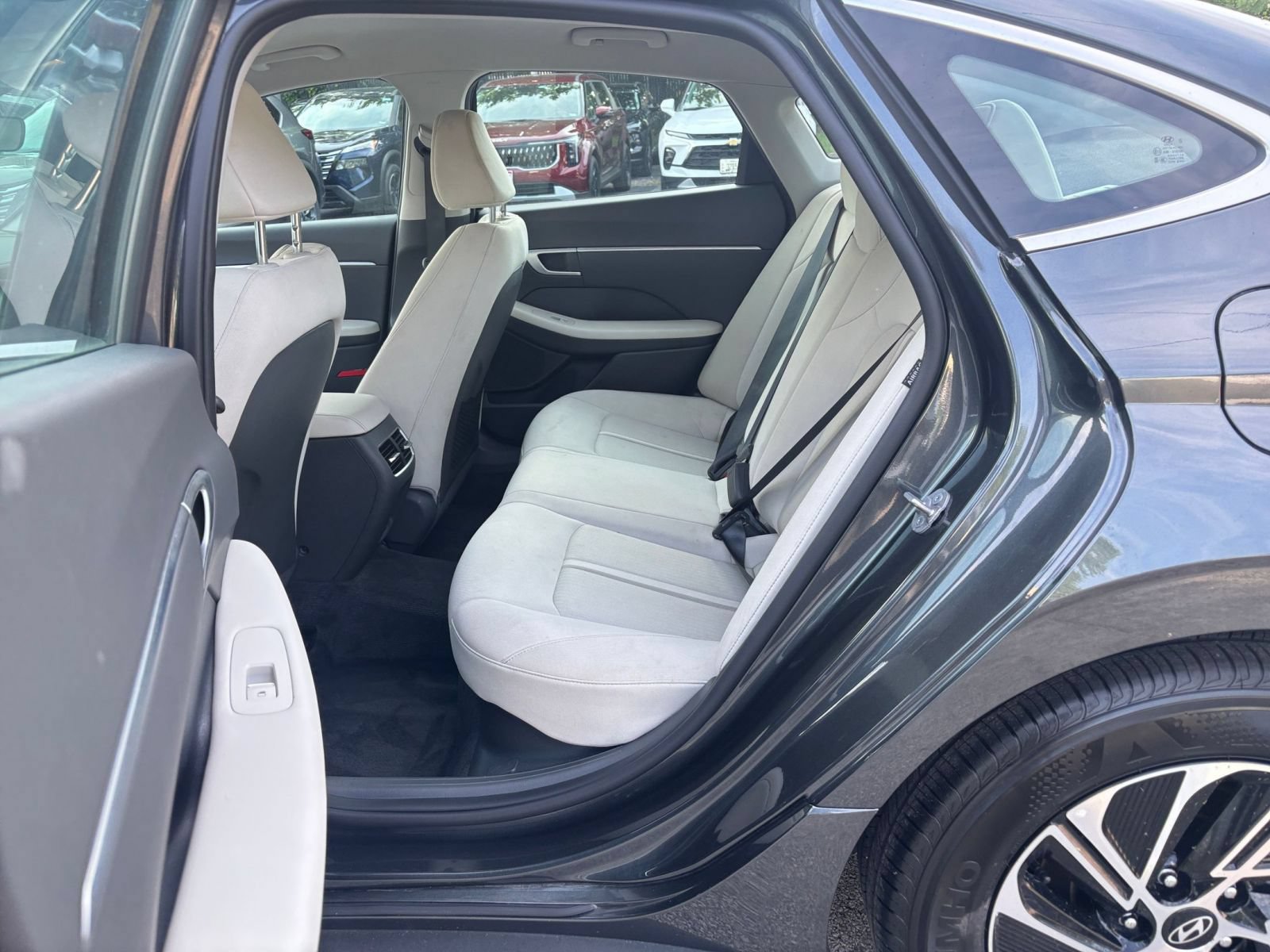 Used 2026 Hyundai Sonata Blue FWD image 25