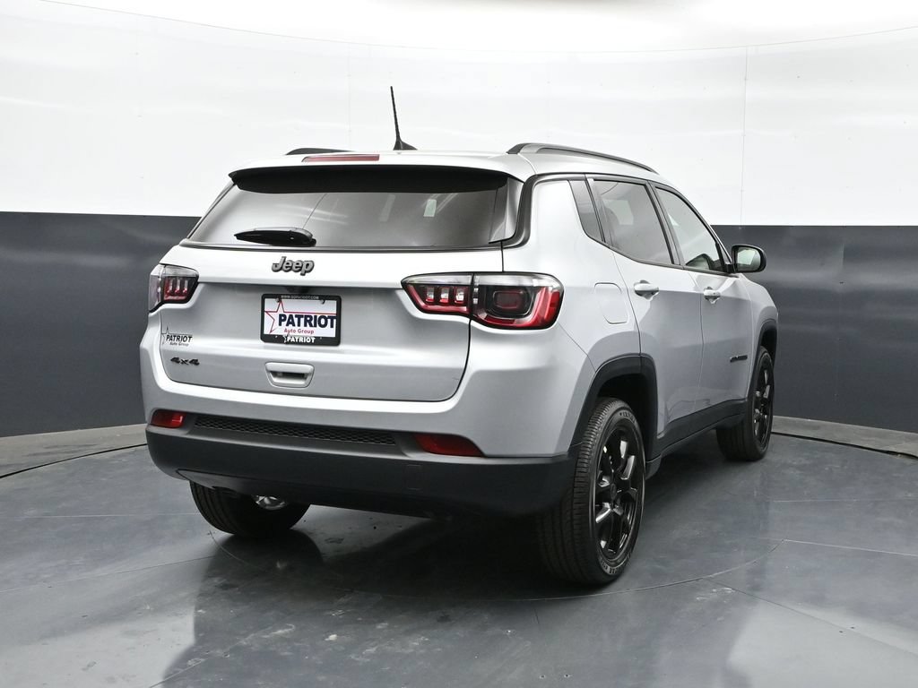 New 2026 Jeep Compass Latitude AWD/4WD image 25