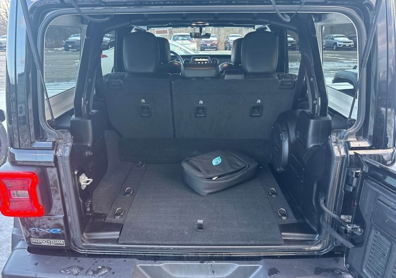 Used 2022 Jeep Wrangler Unlimited Rubicon 4xe w/ Cold Weather Group image 13