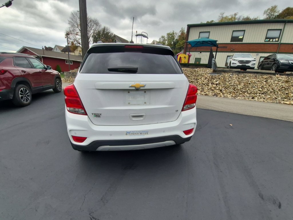 Used 2018 Chevrolet Trax LT w/ Driver Confidence Package FWD image 6