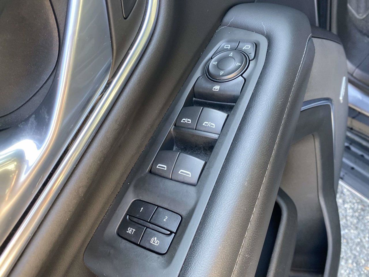 Used 2022 Chevrolet Tahoe LT AWD/4WD image 28