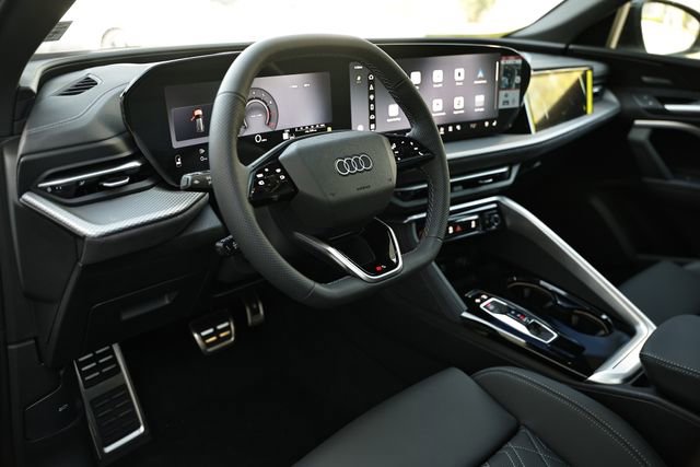 New 2026 Audi SQ5 Premium Plus AWD/4WD image 20