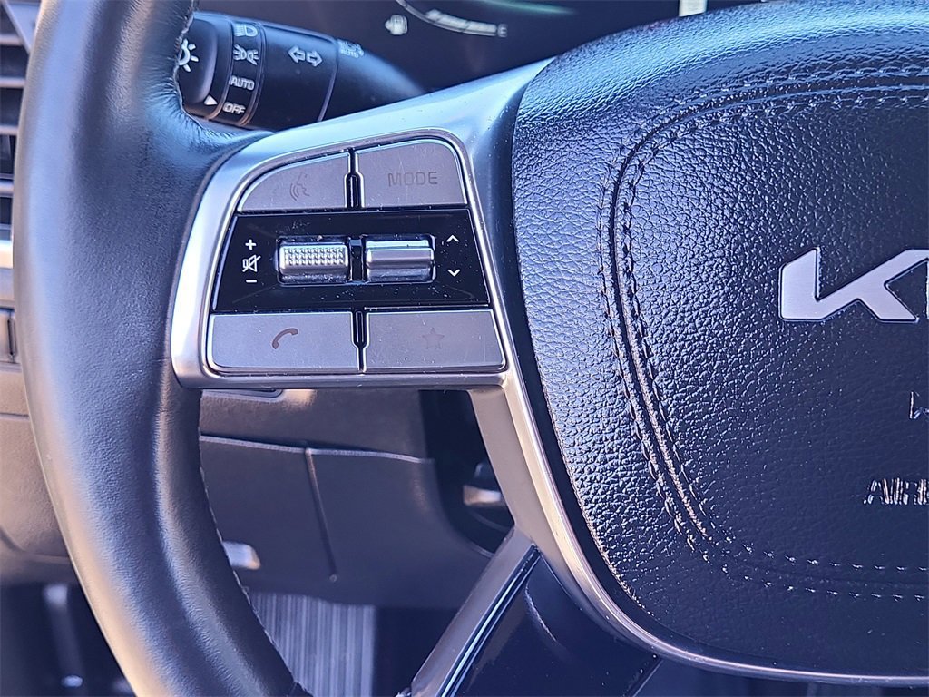 Used 2023 Kia Telluride EX X-Line image 23
