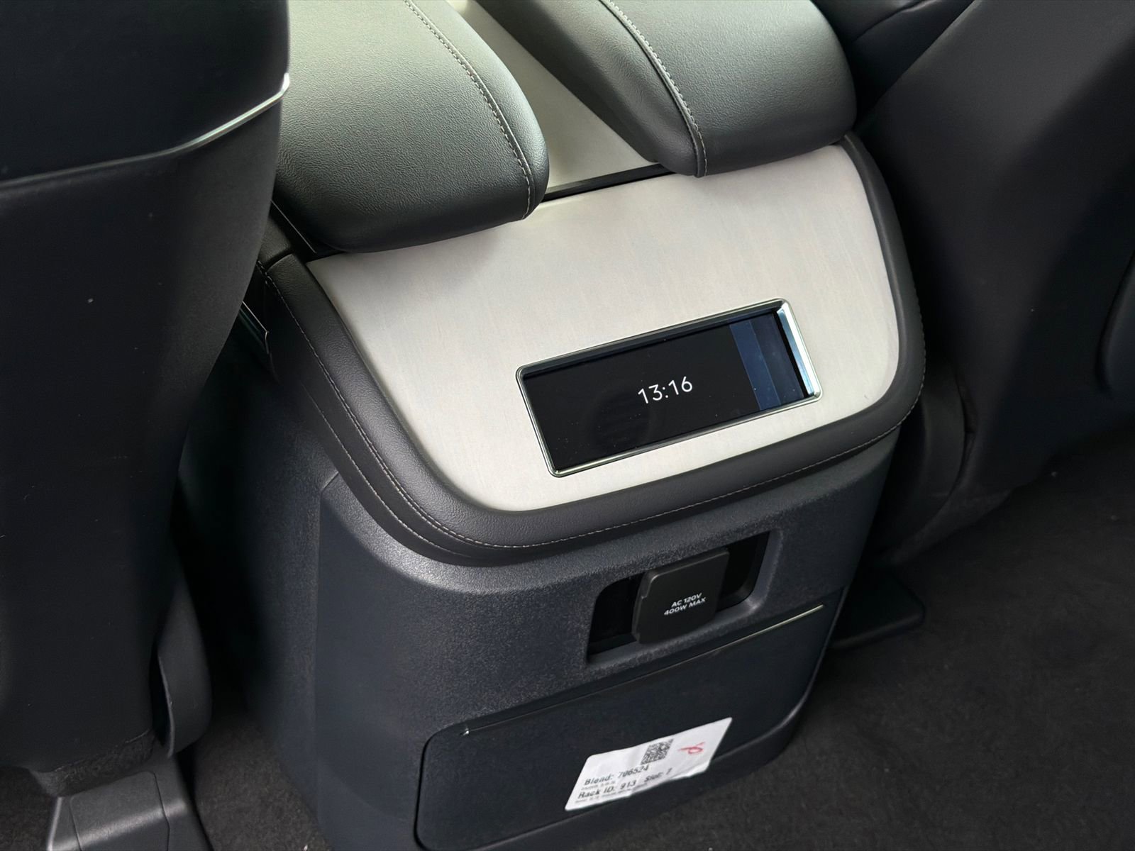 New 2026 Lincoln Navigator L Premier image 18