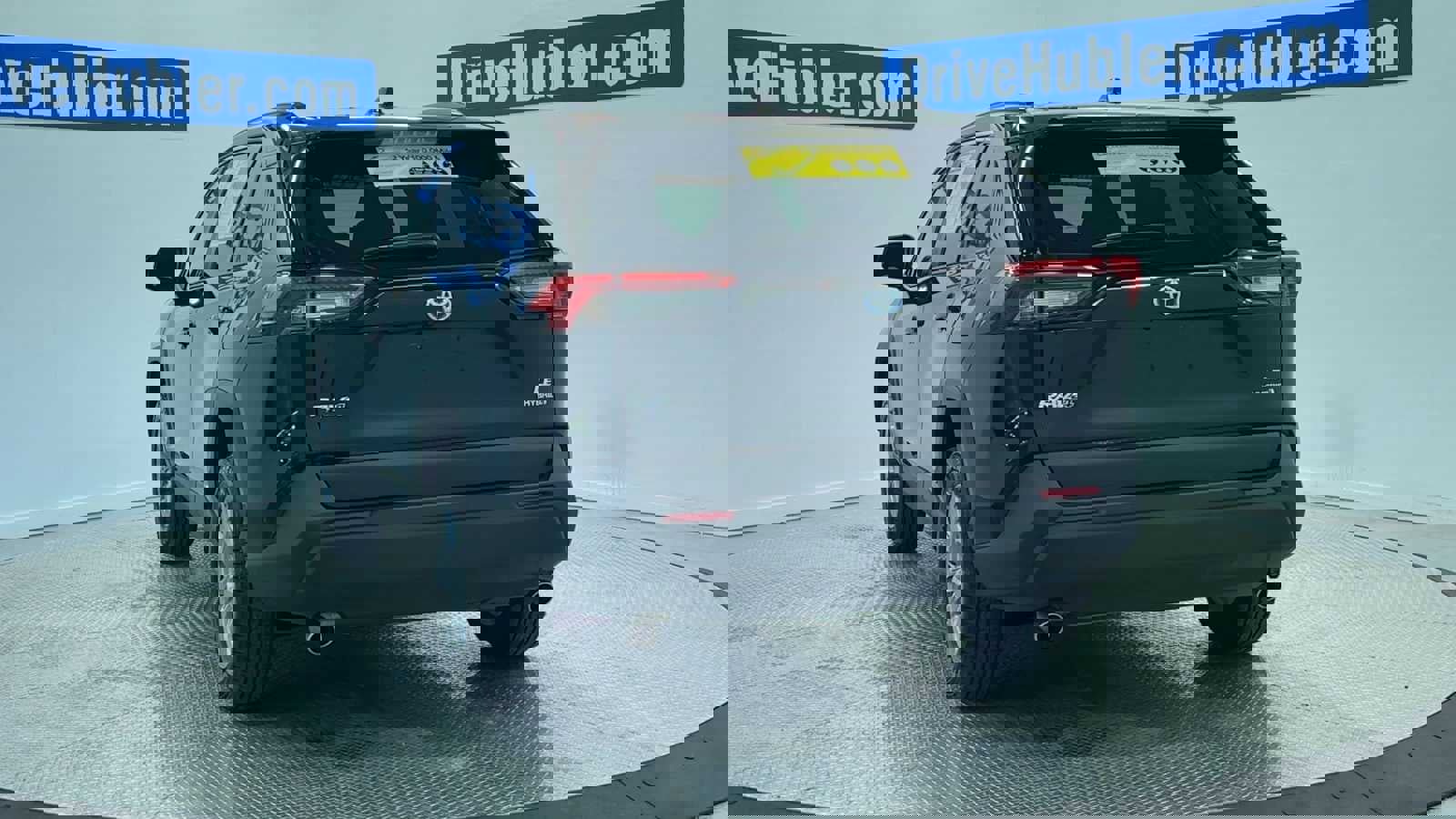 Used 2024 Toyota RAV4 LE AWD/4WD image 51