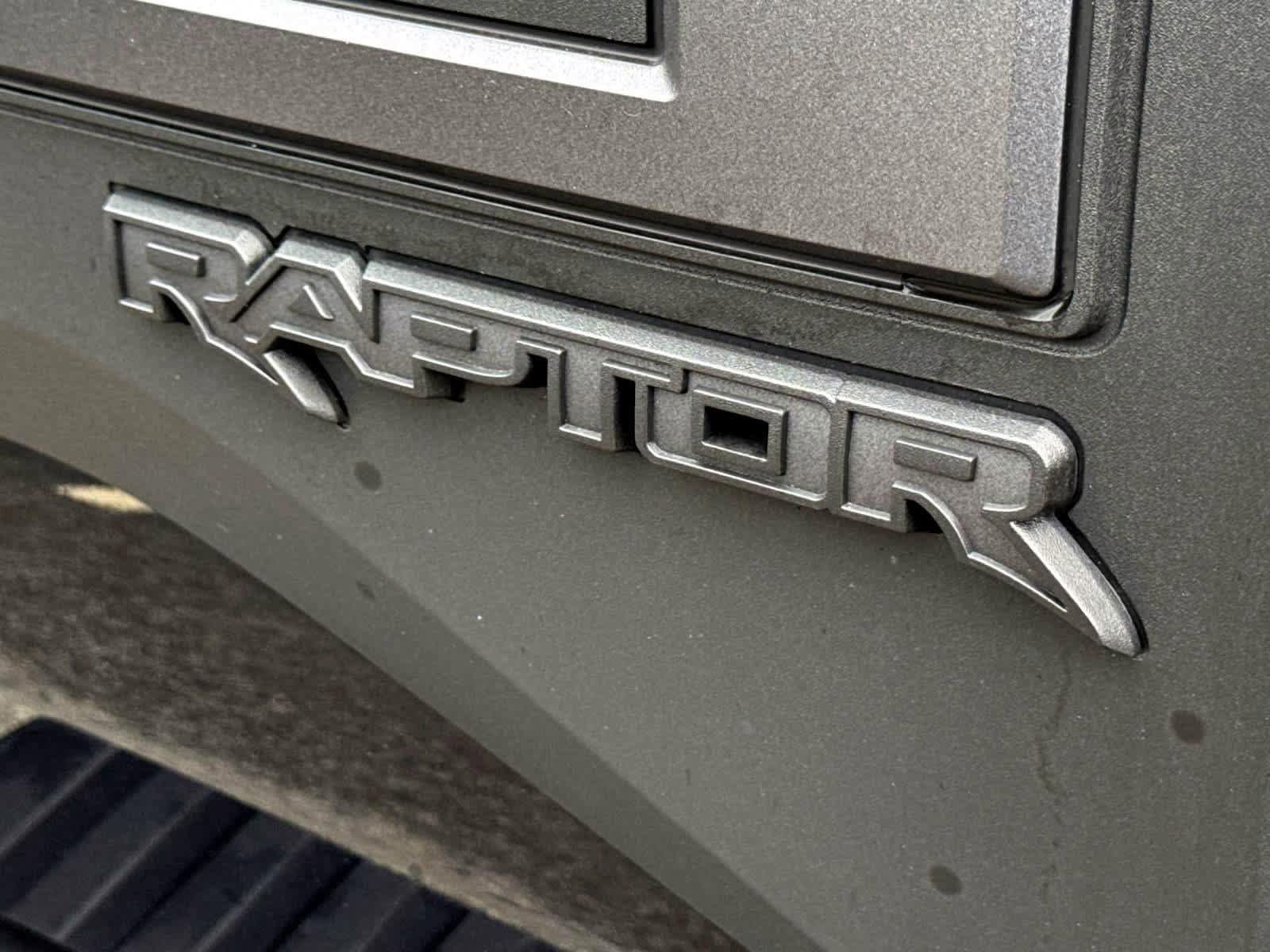 Used 2019 Ford F150 Raptor w/ Equipment Group 802A Luxury AWD/4WD image 8