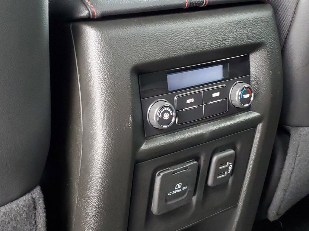 Certified 2023 Chevrolet Traverse RS image 33