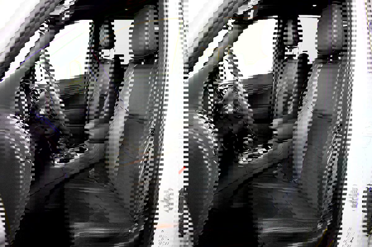 Used 2020 Jeep Grand Cherokee Altitude image 17