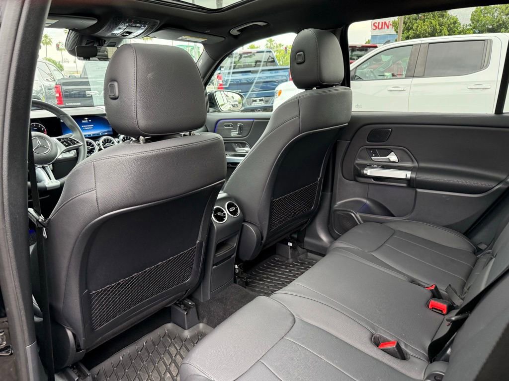 Used 2026 Mercedes-Benz GLB 250 image 23