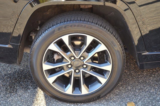 Used 2023 Jeep Grand Cherokee L Overland image 11