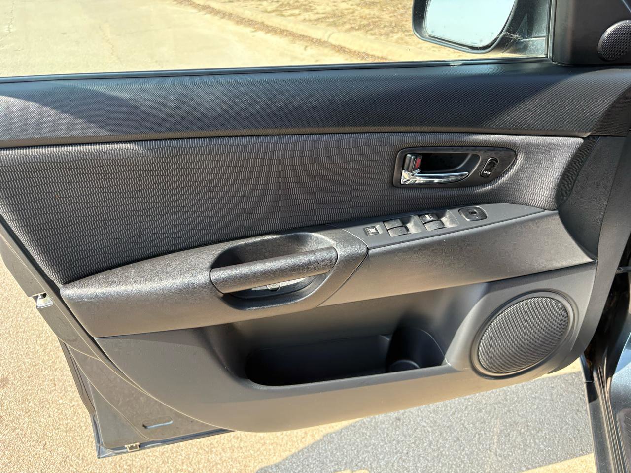 Used 2009 MAZDA MAZDA3 i Touring Value image 13