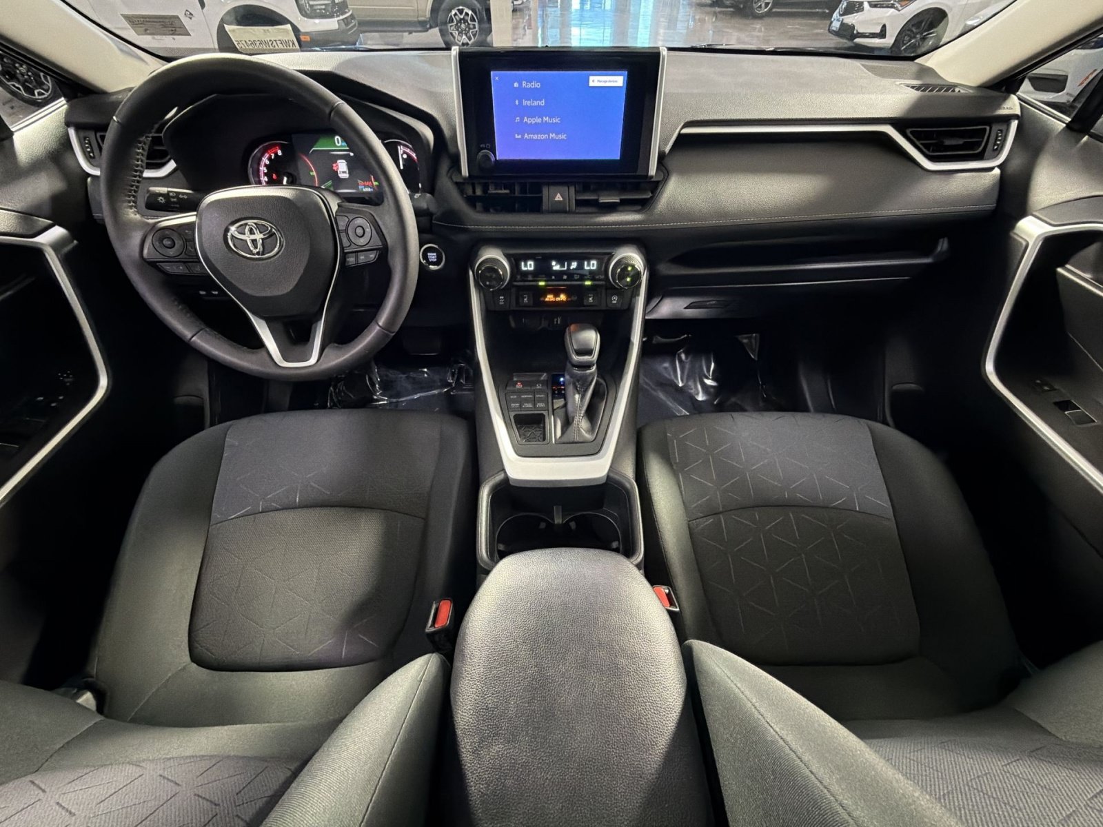 Used 2025 Toyota RAV4 XLE w/ Convenience Package AWD/4WD image 35