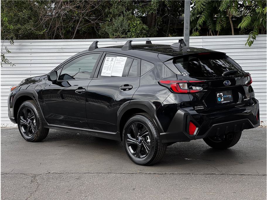 Used 2025 Subaru Crosstrek 2.0i AWD/4WD image 3