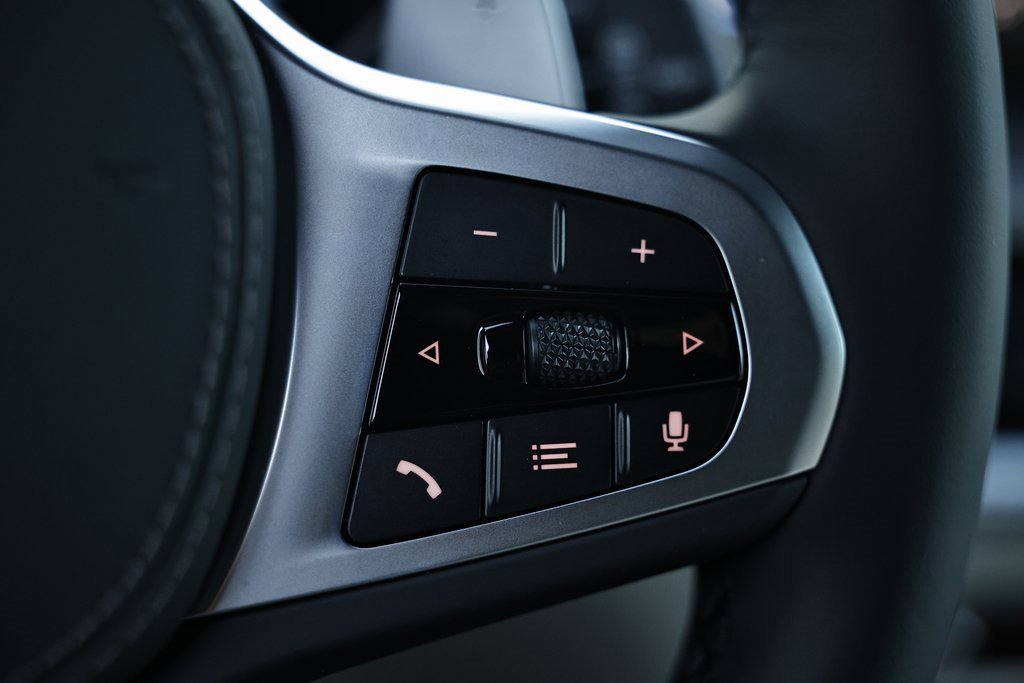 New 2026 BMW X5 xDrive50e w/ Executive Package image 35