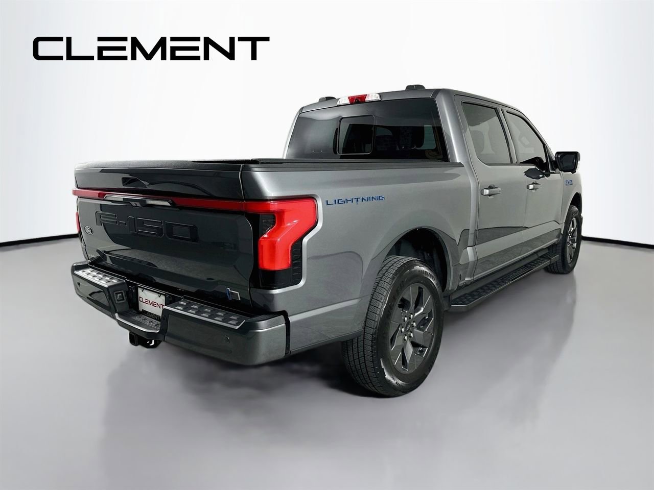 Used 2025 Ford F150 Lightning Lariat AWD/4WD image 7