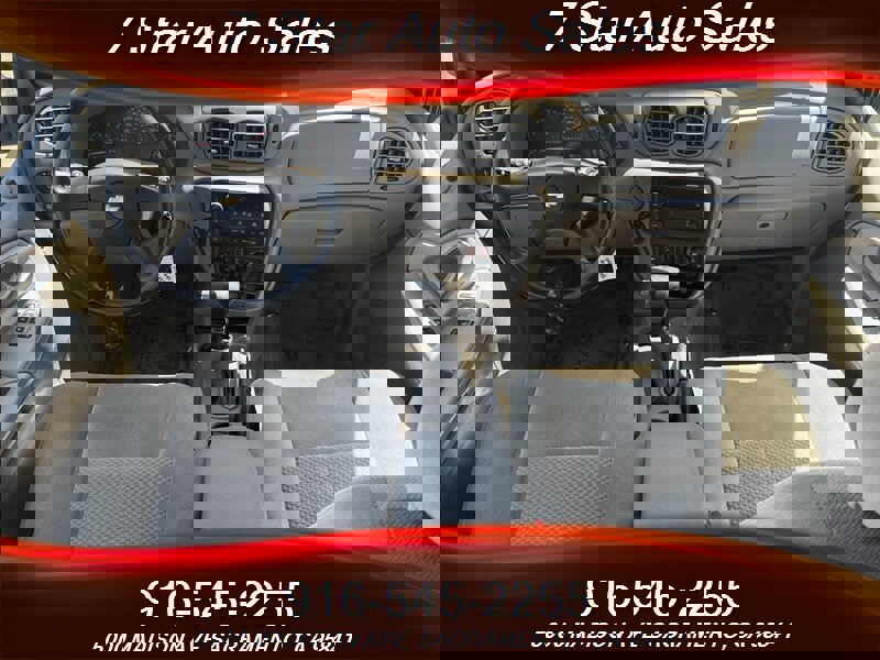 Used 2009 Chevrolet TrailBlazer LT w/ Cargo Convenience Package image 11