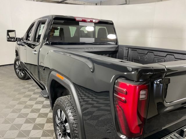 Used 2025 GMC Sierra 2500 Denali w/ Denali Reserve Package AWD/4WD image 46