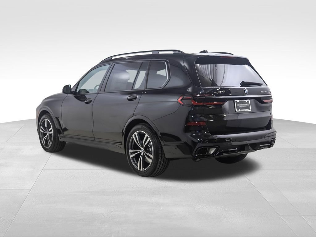 New 2026 BMW X7 xDrive40i image 3