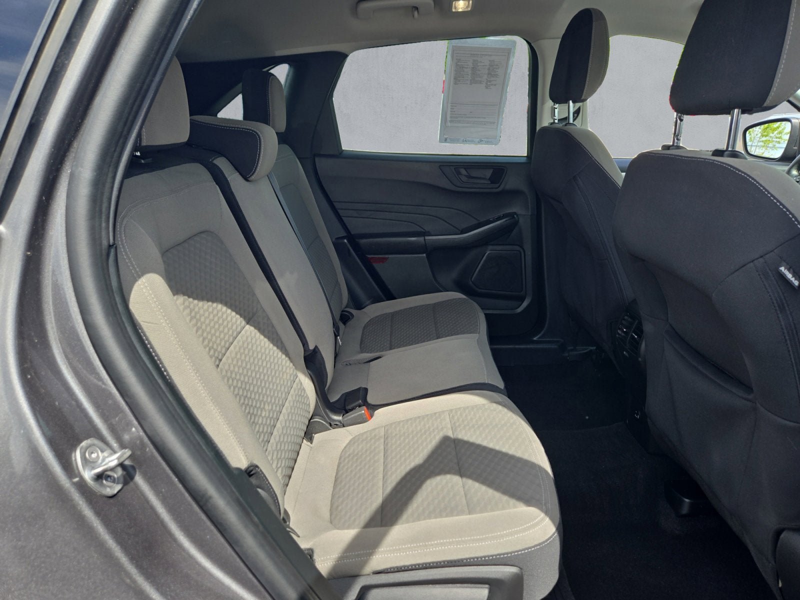 Certified 2022 Ford Escape SE w/ Cold Weather Package AWD/4WD image 24