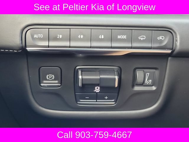 Used 2021 Cadillac Escalade Sport Platinum w/ Heavy-Duty Trailer Package AWD/4WD image 29
