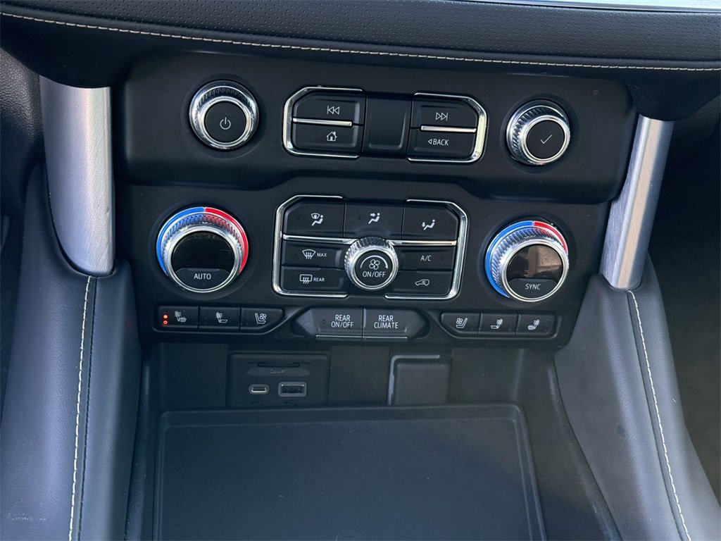 Certified 2021 GMC Yukon XL SLT w/ SLT Premium Package image 24