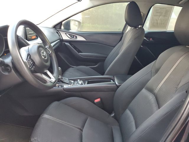 Used 2018 MAZDA MAZDA3 Sport w/ Preferred Equipment Package image 18